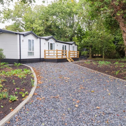 The Chalet at Tyn Lon holiday accommodation in Chwilog